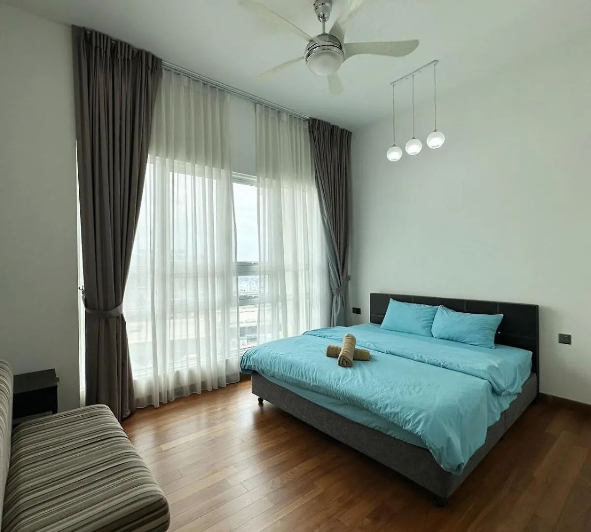 Apartment Tritower 2R2B City View Near Ciq - 5 Pax Johor Bahru