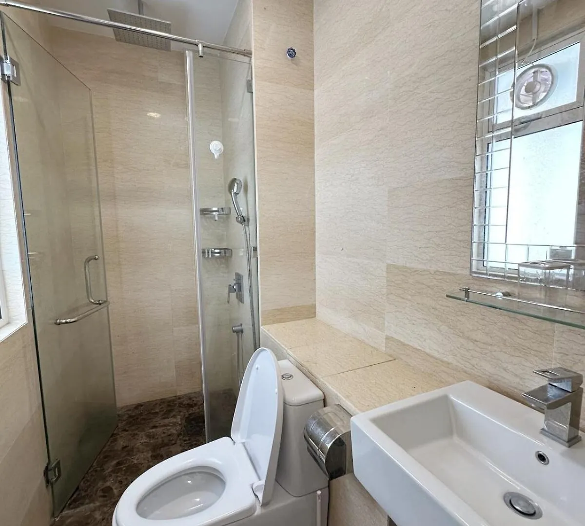Tritower 2R2B City View Near Ciq - 5 Pax Johor Bahru